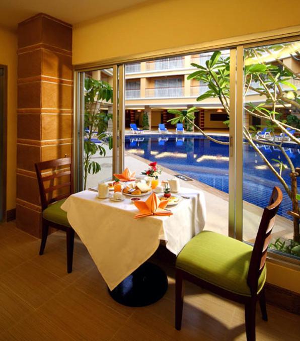 Kalim Resort Patong Kültér fotó