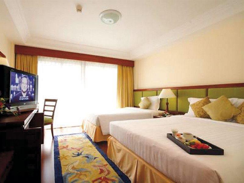 Kalim Resort Patong Kültér fotó