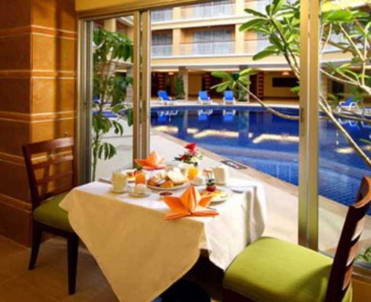 Kalim Resort Patong Kültér fotó